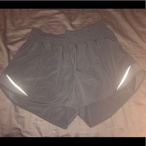 lululemon Hotty Hot Short II Long 4” grey shorts